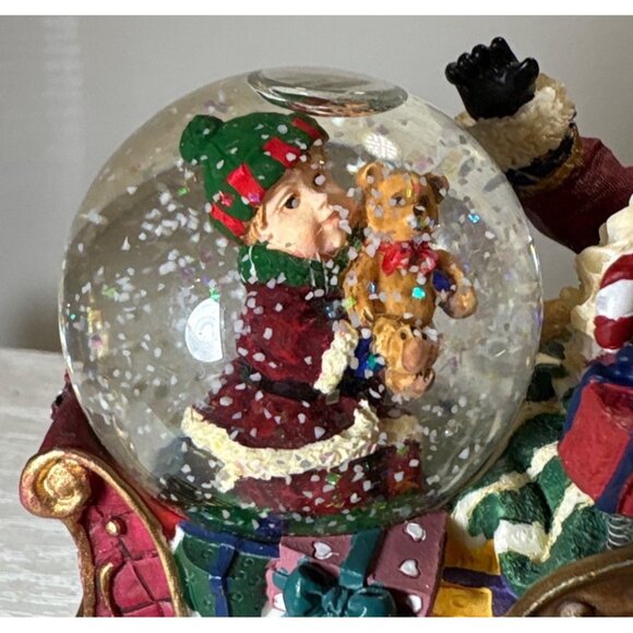 Kirkland Rocking Waterglobe Snow Globe 4x4" Santa in Sleigh Christmas Decor - Picture 7 of 11